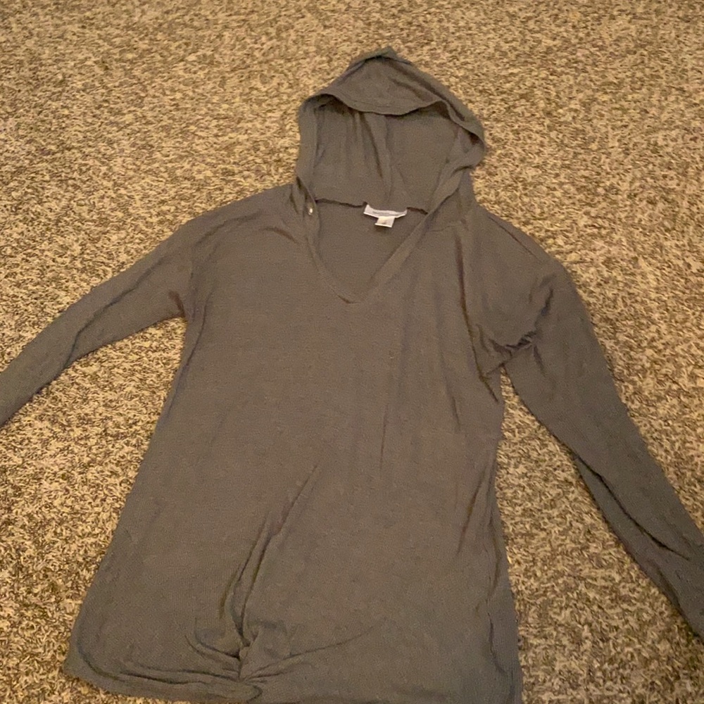 Maternity long sleeve with hood.